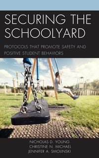 Produktbild: Securing the Schoolyard