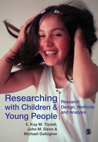 Produktbild: Researching with Children and Young People