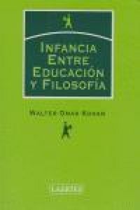 Produktbild: Infancia : entre educaci&oacute;n y filosof&iacute;a