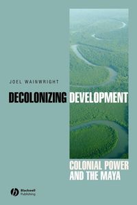 Produktbild: Decolonizing Development