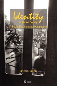 Produktbild: Identity in Modern Society