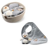 Produktbild: Steiff 242977 - Geschenkset Lio Pinguin mit Rassel und Latz
