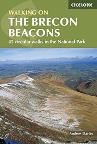 Produktbild: Davies, A: Walking on the Brecon Beacons