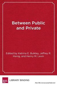 Produktbild: Between Public & Private