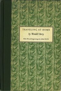 Produktbild: Traveling At Home