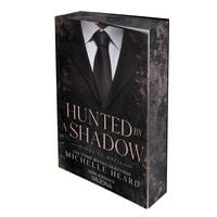 Produktbild: Hunted by a Shadow (Kings of Mafia 3)