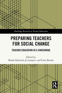 Produktbild: Preparing Teachers for Social Change