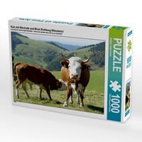 Produktbild: CALVENDO Puzzle Kuh mit Stierkalb und Blick Richtung M&uuml;nstertal | 1000 Teile Lege-Gr&ouml;&szlig;e 64x48cm Foto-Puzzle f&uuml;r gl&uuml;ckliche Stunden