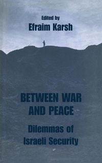 Produktbild: Between War and Peace