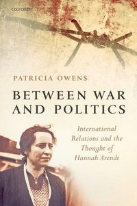 Produktbild: Between War & Politics