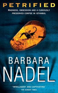 Produktbild: Petrified (Inspector Ikmen Mystery 6)