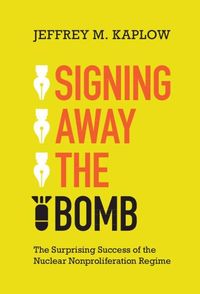 Produktbild: Signing Away the Bomb