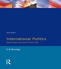 Produktbild: International Politics