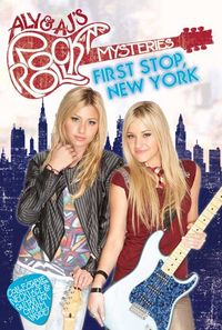 Produktbild: First Stop, New York [With Collectible Necklace & Guitar-Pick Charm]