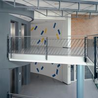 Bild vom Artikel Erdmut Bramke, Werkverzeichnis. Bd. 3: Kunst am Bau vom Autor Susanne Grötz