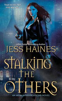 Produktbild: Stalking the Others