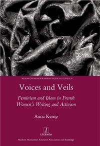 Produktbild: Voices and Veils