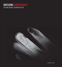 Produktbild: Dressing Dangerously