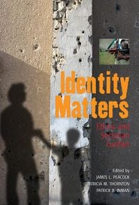 Produktbild: Identity Matters