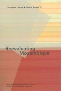 Produktbild: Reevaluating Mozambique