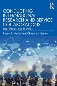 Produktbild: Conducting International Research and Service Collaborations