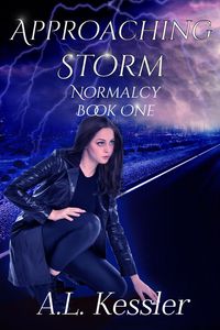 Produktbild: Approaching Storm (Normalcy, #1)