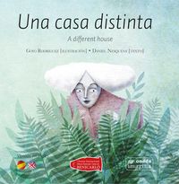 Produktbild: Una casa distinta : A different house