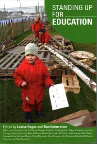 Produktbild: Standing Up for Education