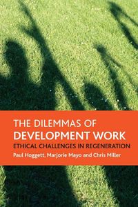 Produktbild: The dilemmas of development work
