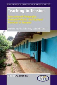Produktbild: Teaching in Tension