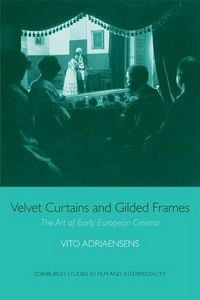 Produktbild: Velvet Curtains and Gilded Frames