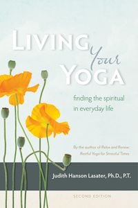 Produktbild: Living Your Yoga