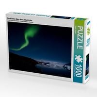 Produktbild: CALVENDO Puzzle Nordlichter &uuml;ber dem J&ouml;kuls&agrave;rl&ograve;n | 1000 Teile Lege-Gr&ouml;&szlig;e 64x48cm Foto-Puzzle f&uuml;r gl&uuml;ckliche Stunden
