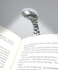 Flexilight Leselicht (Mumie) | 2 in 1 Leselampe & Lesezeichen | Geschenk für Leser, Buchliebhaber | Deutsche Ausgabe