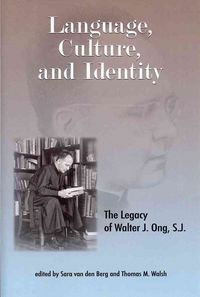 Produktbild: Language, Culture and Identity