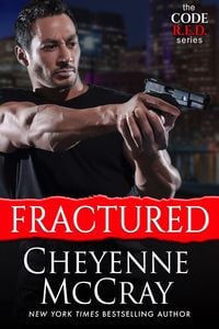 Produktbild: Fractured (Code R.E.D., #2)