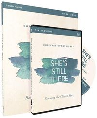 Bild vom Artikel She's Still There Study Guide with DVD: Rescuing the Girl in You vom Autor Chrystal Evans Hurst