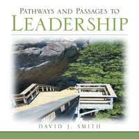 Produktbild: Pathways and Passages to Leadership