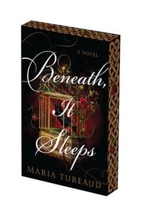 Produktbild: Beneath, It Sleeps: Deluxe Stenciled Edges