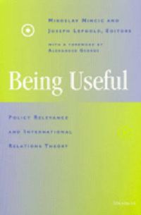 Produktbild: Being Useful