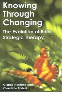 Produktbild: Knowing through changing