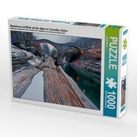 Produktbild: Bootshaus mit Blick auf die Alpen in Cannobio, Italien (Puzzle)