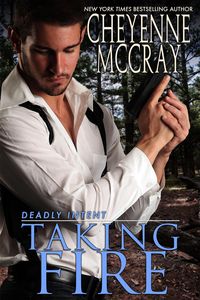 Produktbild: Taking Fire (Deadly Intent, #3)