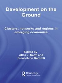 Produktbild: Development on the Ground