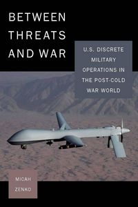 Produktbild: Between Threats and War