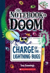 Produktbild: Charge of the Lightning Bugs: A Branches Book (the Notebook of Doom #8)