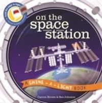 Produktbild: Brown, C: On the Space Station