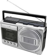 Produktbild: soundmaster Kassettenradio FM, MW Kassette, USB, UKW, MW, KW, Bluetooth&reg;, AUX Schwarz, Silber