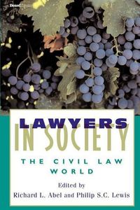 Produktbild: Lawyers in Society: The Civil Law World