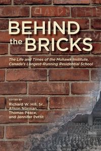 Produktbild: Behind the Bricks
